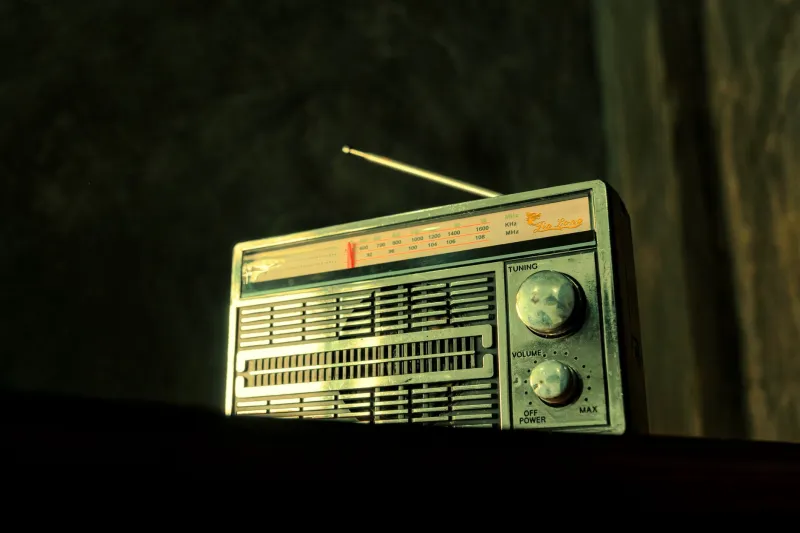 Something's Broadcasting That Shouldn't Be: Inside the Hunt for Frequencies That Officially Don't Exist