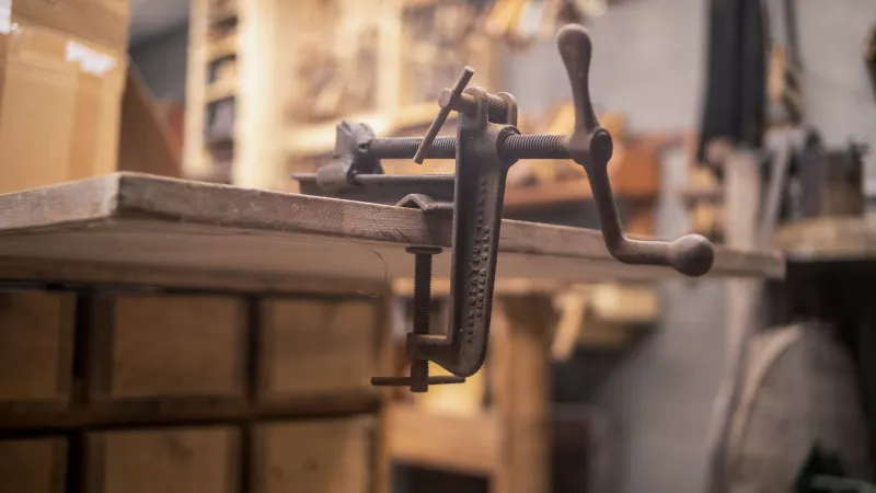 Keys, Ribbons, and Secrets: The Typewriter Shops That Became the New Safe Houses